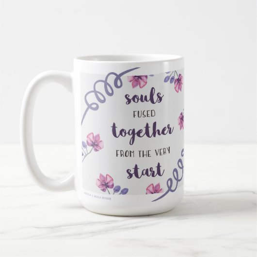 Zielen versmolten van bij het begin koffiemok (Links)