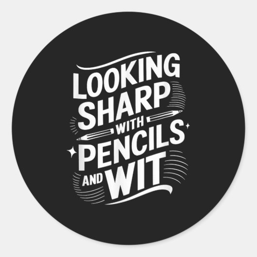 Ziet er scherp uit met potloden en wit ronde sticker (Voorkant)