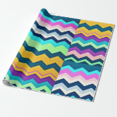 Zig-zagging pastel regenboogpatroon cadeaupapier (Uitgerold)
