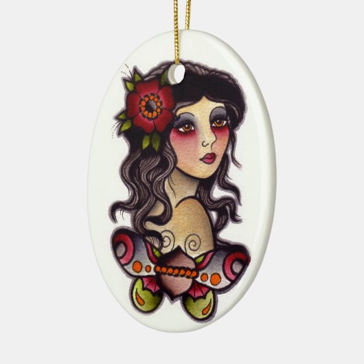 zigeunermeisje met vlinder keramisch ornament (Links)