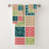 Zigzag, Chevron, Gingham, Polka Dots, Patchwork Bad Handdoek (Insitu)