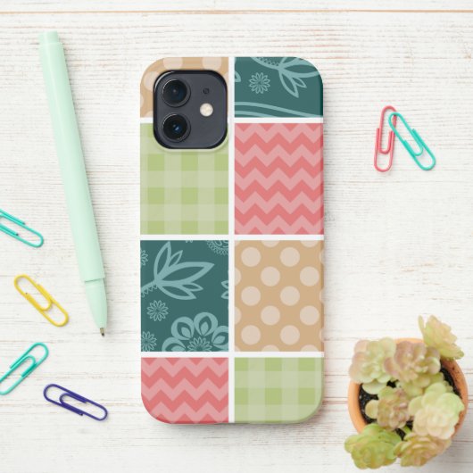 Zigzag, Chevron, Gingham, Polka Dots, Patchwork iPhone Hoesje (Op bureau)