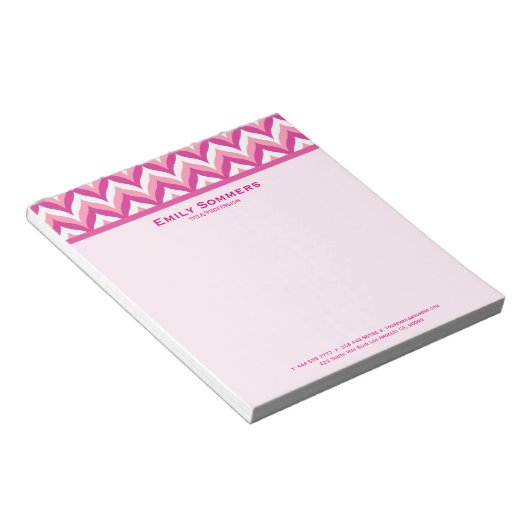 Zigzag Chevron Pattern, roze en witte zigzag Notitieblok (Schuin)
