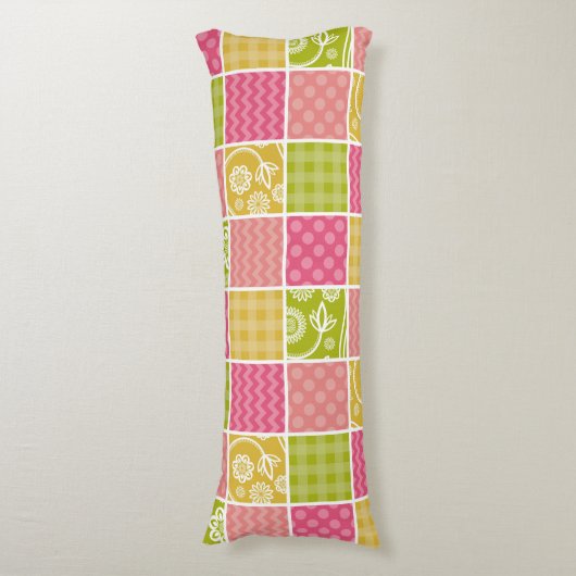 Zigzag, Chevron, Polka Dots, Gingham, Patchwork Lichaamskussen (Voorkant Verticaal)