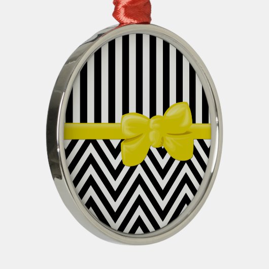 Zigzag, Chevron, Stripes, zwart en wit Metalen Ornament (Rechts)