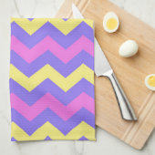 Zigzag patroon (geel, paars en roze) theedoek (Quarter Fold)