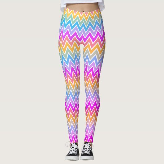 Zigzag Rainbow Pattern Pink, Blue Yellow Oranje Leggings (Voorkant)