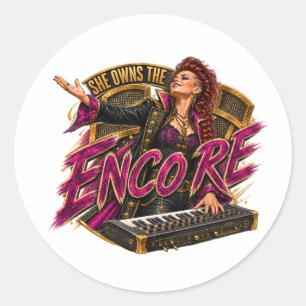 Zij bezit de Encore Rockmuziek Keyboardspeler Ronde Sticker