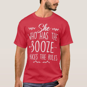 Zij die het boek heeft maakt de regels belachelijk t-shirt