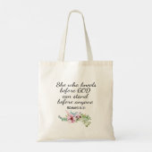 Zij die knielt Romeinen 8:31 Bijbel Schrift Tote Bag (Achterkant)