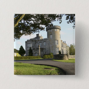 Zij-ingang van Dromoland Castle zonder mensen Vierkante Button 5,1 Cm