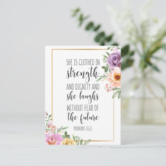 Zij Is Bekleed Met Kracht, Spreuken 31:25 Briefkaart (Staand voorkant)