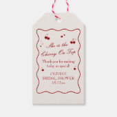 Zij is de Bruidsbruiloft met de Kers Op De Top Cadeaulabel (Voorkant)