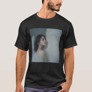 —Zij is de Slaande Engel. T-shirt