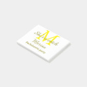 Zij is een vangst gele monogram vrijgezellenfeest post-it® notes (Schuin)