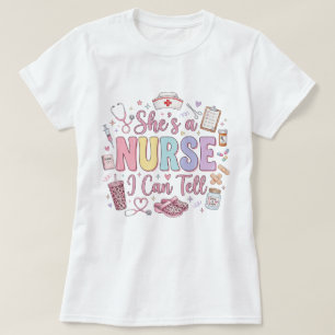 Zij is een verpleegster, dat kan ik zien PNG, Retr T-shirt