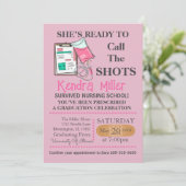 Zij is klaar om het Afstuderen van de showts te ro Kaart (Staand voorkant)