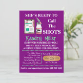 Zij is klaar om het Afstuderen van de showts te ro Kaart (Staand voorkant)