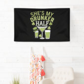 Zij is mijn dronken helft St. Patrick Matching Kop Spandoek (Insitu)