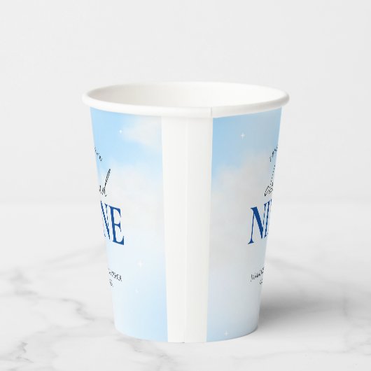 Zij is Op wolk 9 Bruidsmeisjesfeest Droomachtige P Papieren Bekers (Rechts)