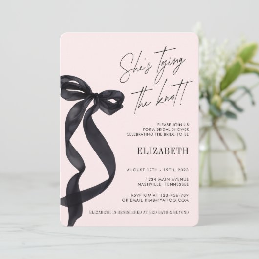 Zij Krijgt de Knoop Aan Black Strik BRUIDSSCHMAUS  Kaart (Staand voorkant)