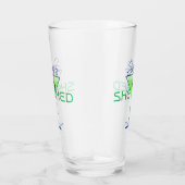 Zij stortte vrouw-man-cave-bar-bierglazen glas (Rechts)