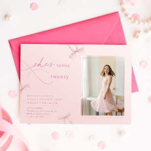 Zij wordt twintig Roze strik foto 20e verjaardag Kaart