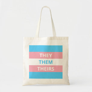 Zij/zij zetten het Tas van de Transgender Flag- Be