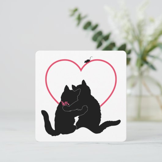 Zijkant: Twee lieve katten knuffelen terwijl ze na Feestdagenkaart (Staand voorkant)