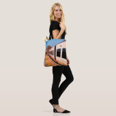 Zijkant van een trein tote bag (Op model)