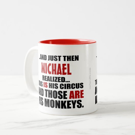(Zijn) Funny Personalized Circus Monkeys Tweekleurige Koffiemok (Voorkant links)