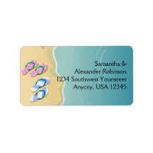 Zijn/haar Teenslippers op het strand bruiloft