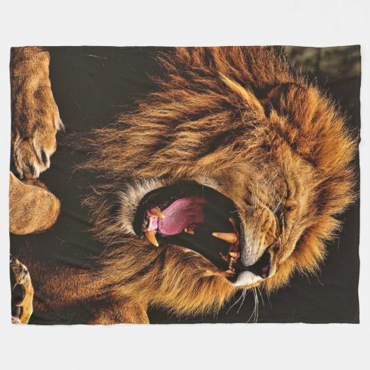 ZIJN MAJESTY ROARS FLEECE DEKEN (Voorkant (Horizontaal))