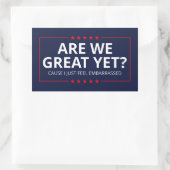 Zijn we al geweldig? Ik schaam me er gewoon voor I Rechthoekige Sticker (Tas)