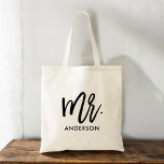 Zijn zeer eigen persoonlijke tote bag<br><div class="desc">Geef hem zijn eigen gepersonaliseerde canvas tas met een grote grillige typografie "Mr." en zijn achternaam. Er is ook een passend tas beschikbaar voor mevrouw. Dit zijn geweldige cadeautjes voor pasgetrouwden,  familieleden,  collega's,  leraren,  vrienden en nog veel meer.</div>