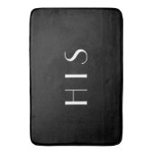 Zijn zwarte monogram Minimale witte Typografie Badmat (Voorkant Verticaal)