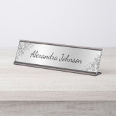 Zilver Elegant Modern Professioneel Kantoor Bureau Naambordje (Voorkant)