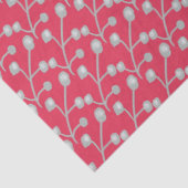 Zilver-grijs gebladerte in helder roze-rood tissuepapier (Detail)