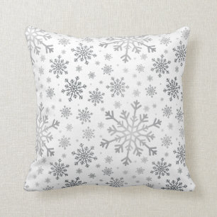 Zilver grijze kerstsopflakken op de Winterwitte Kussen