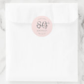 Zilver Modern Script 80ste Verjaardag Blush Roze Ronde Sticker (Tas)