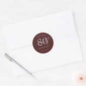 Zilver Modern Script 80ste verjaardagsfeest Burgun Ronde Sticker (Envelop)