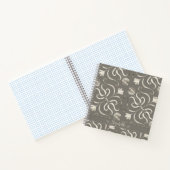 Zilver & Pearl Floral Damask Sunflower Classy Grey Notitieboek (Binnen)
