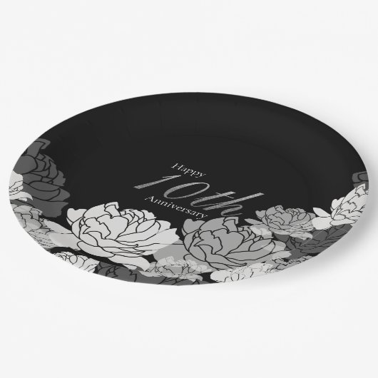 Zilver, zwart & wit roos print 10e verjaardag papieren bordje (Gekanteld)