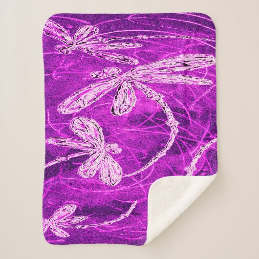 Zilverachtige libellen op een Magic Magenta Sky Sherpa Deken (Voorkant)