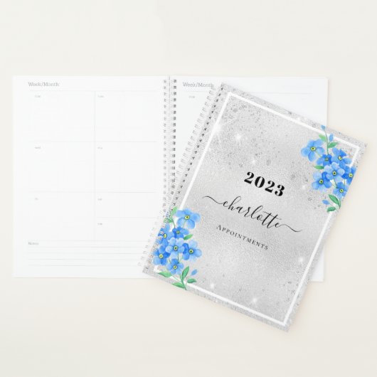 Zilverblauwe bloemen naam afspraak 2026 planner (Display)