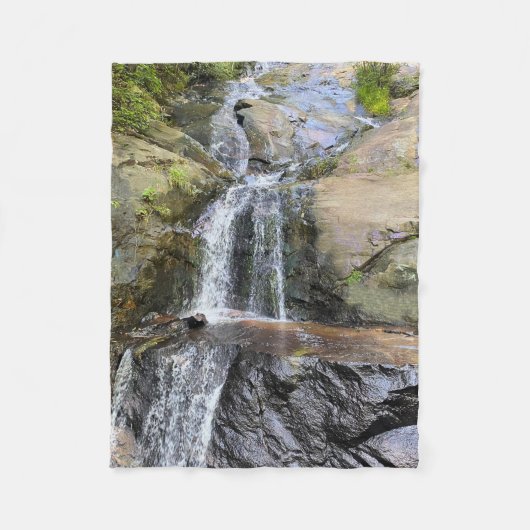 Zilverdal Waterval Sereniteit Fleece Deken (Voorkant)