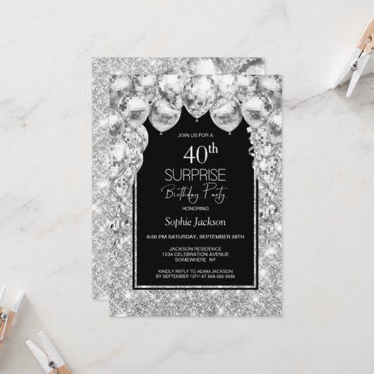 Zilveren ballonnen verrassen 40ste verjaardagsfees kaart (Voorkant / Achterkant in situ)