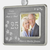 Zilveren bladeren op grijs 25e bruiloft Jubileum Verzilverd Omlijst Ornament (Links)