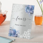 Zilveren blauwe bloemen kant gunst teken reclamebord met voetstuk (Insitu)