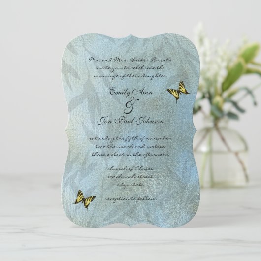 Zilveren Blauwe Gele Vlinder Bruiloft Uitnodiging (Staand voorkant)